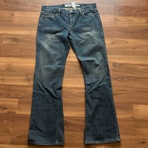 Woman’s Old Navy Jeans Size 8R Dark Wash